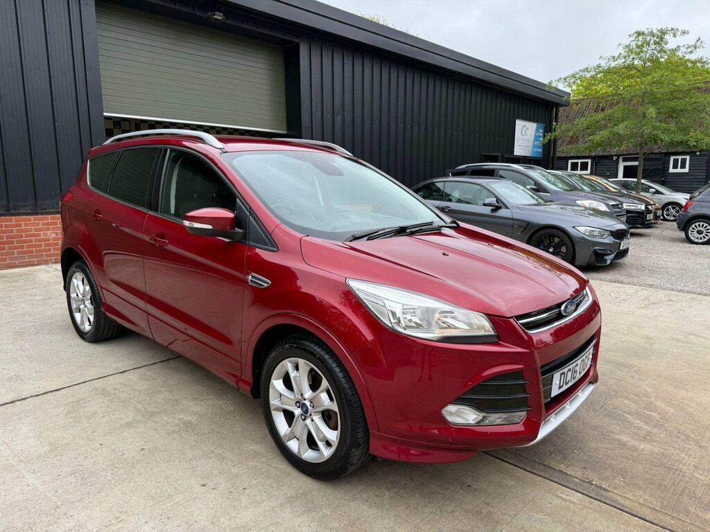 Ford Kuga 2.0 Tdci Titanium Sport 2Wd Euro 6 Ss Red