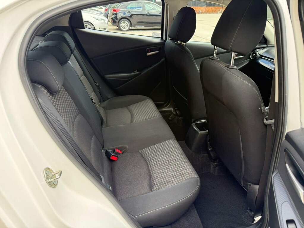 Mazda 2 1.5 Skyactiv-g Sport Nav 201717 White #9