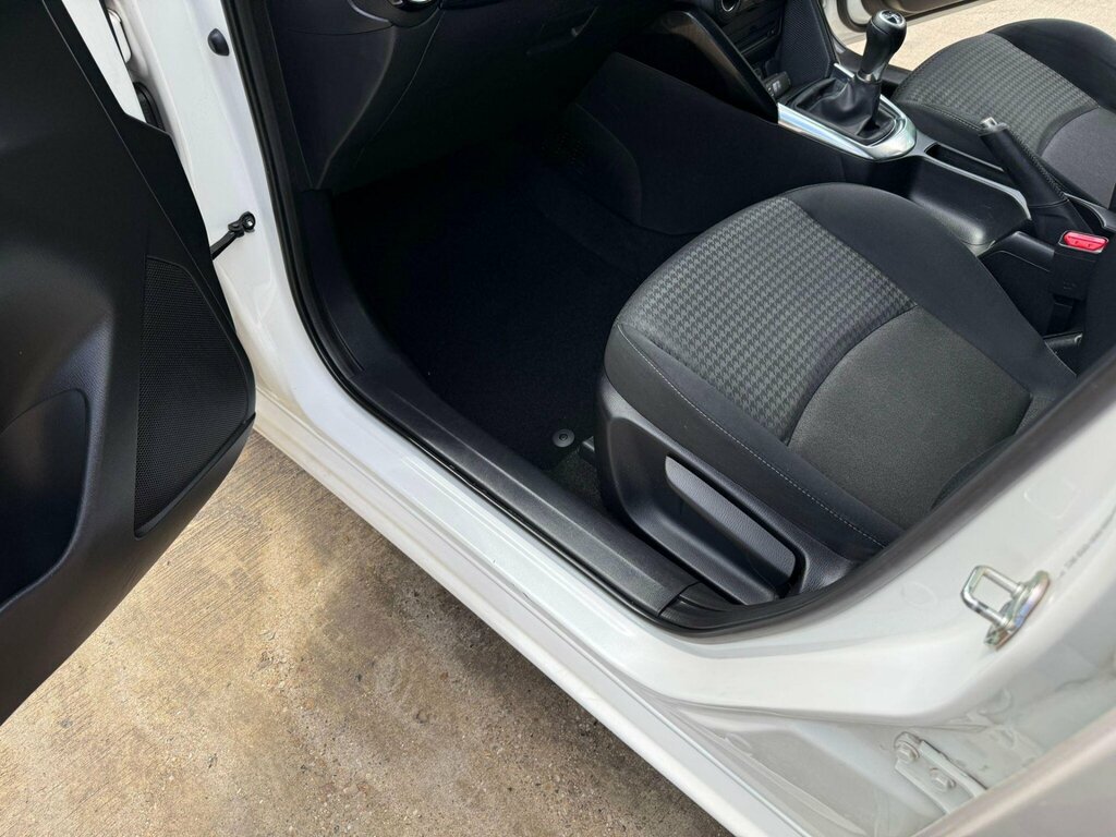 Mazda 2 1.5 Skyactiv-g Sport Nav 201717 White #30