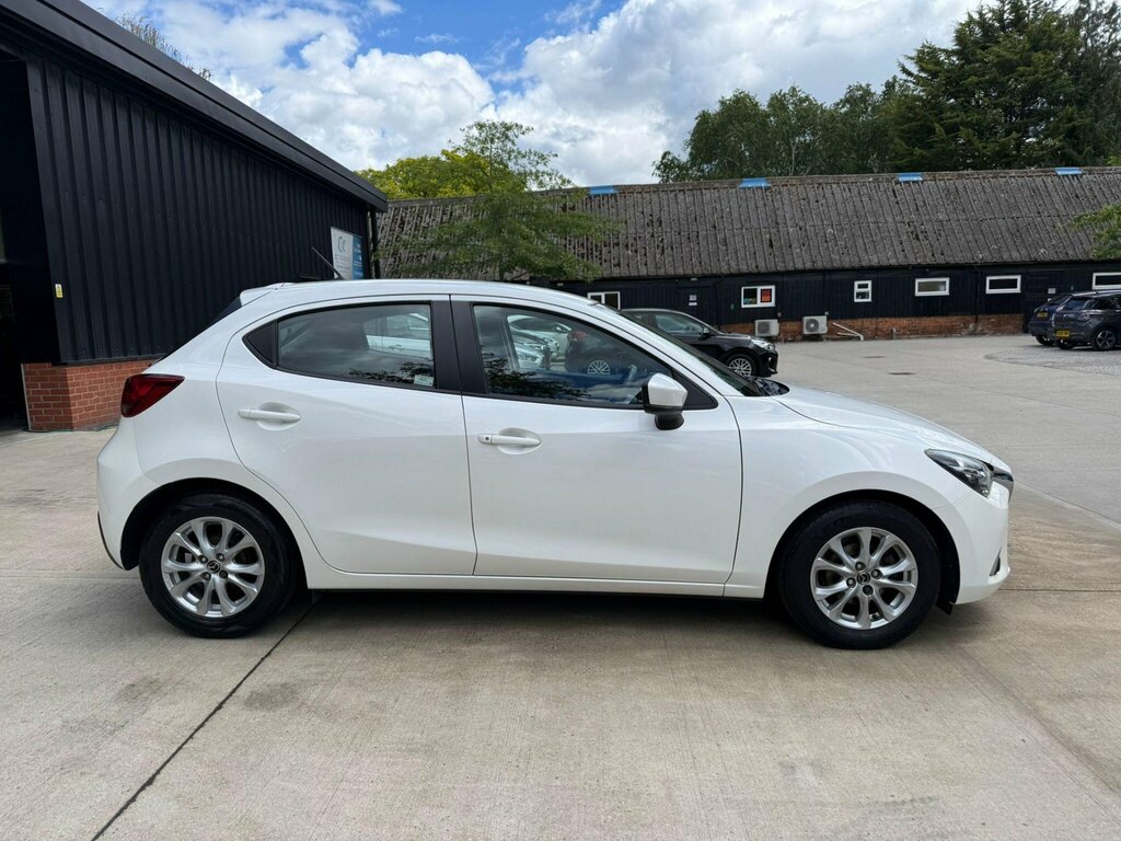 Mazda 2 1.5 Skyactiv-g Se-l Euro 6 Ss White #6