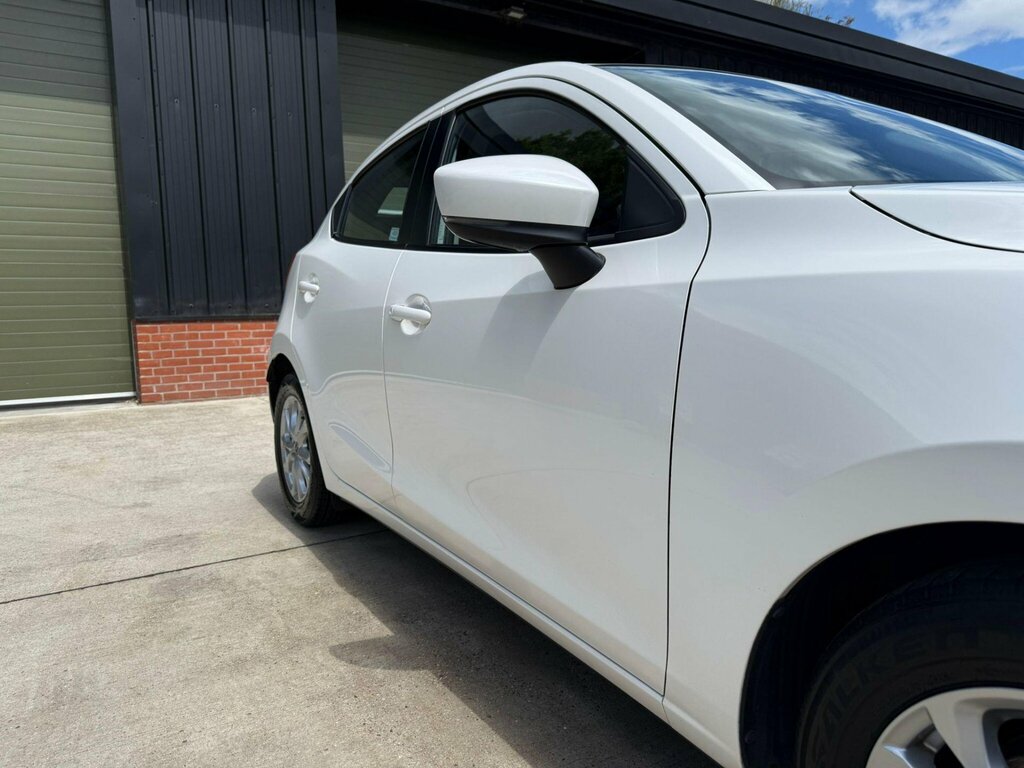 Mazda 2 1.5 Skyactiv-g Sport Nav 201717 White #35
