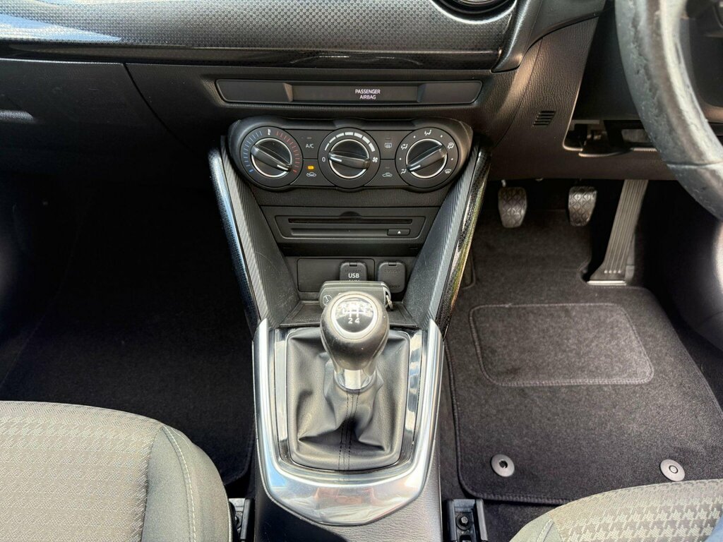 Mazda 2 1.5 Skyactiv-g Sport Nav 201717 White #32