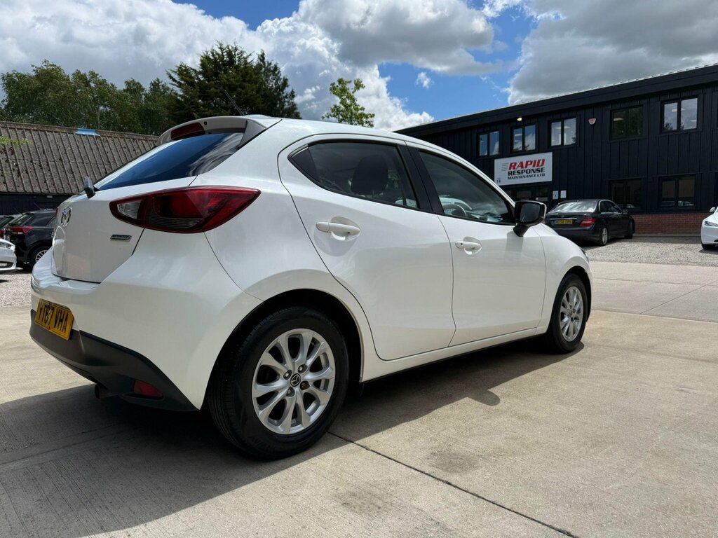 Mazda 2 1.5 Skyactiv-g Se-l Euro 6 Ss White #4