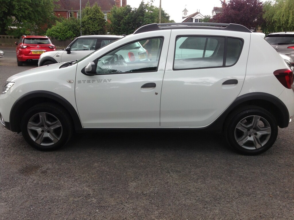 Dacia Sandero Stepway 1.5 Stepway Laureate Dci 90 White #6