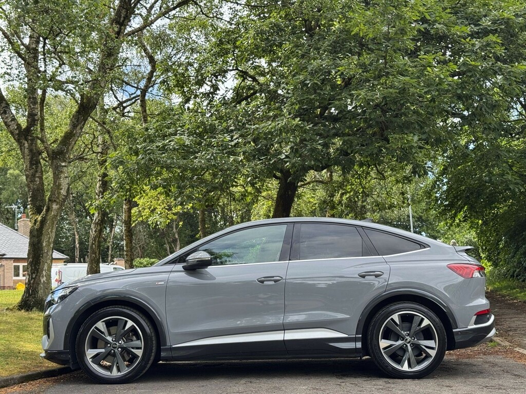 Audi Q4 E Tron 40 S Line Sportback 82Kwh Grey #3