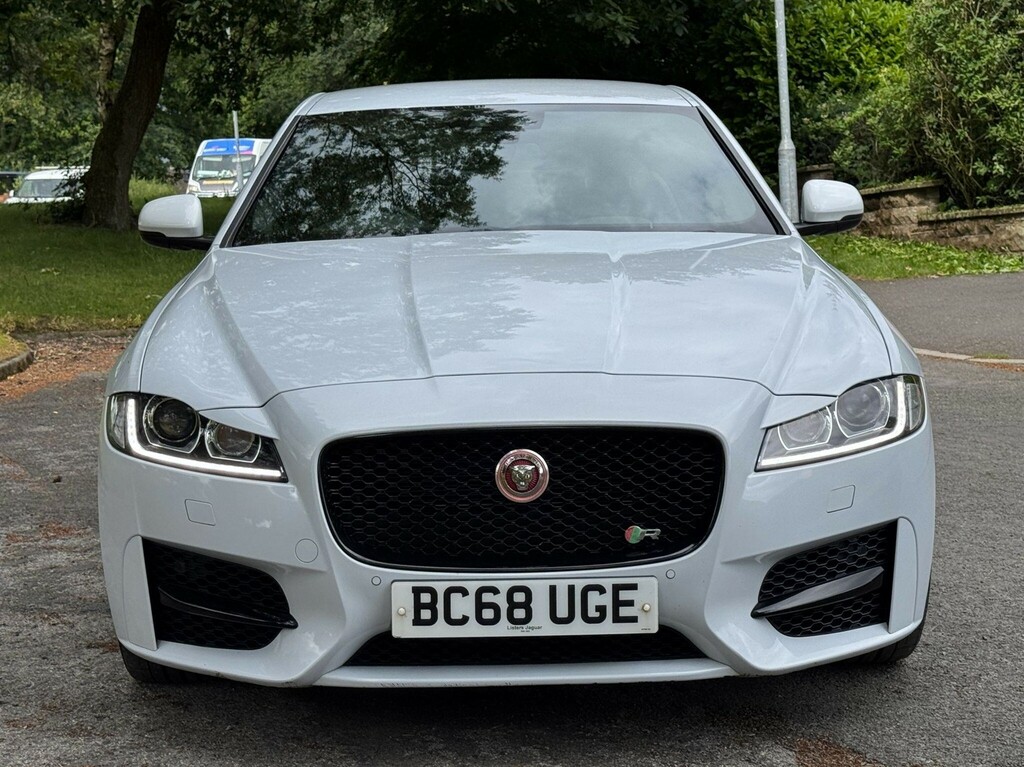 Jaguar XF 2.0D R-sport Saloon Euro 6 Ss White #6
