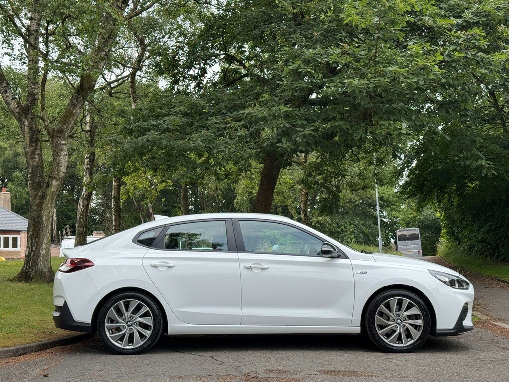 Hyundai I30 1.0 T-gdi N Line Fastback Euro 6 White #3