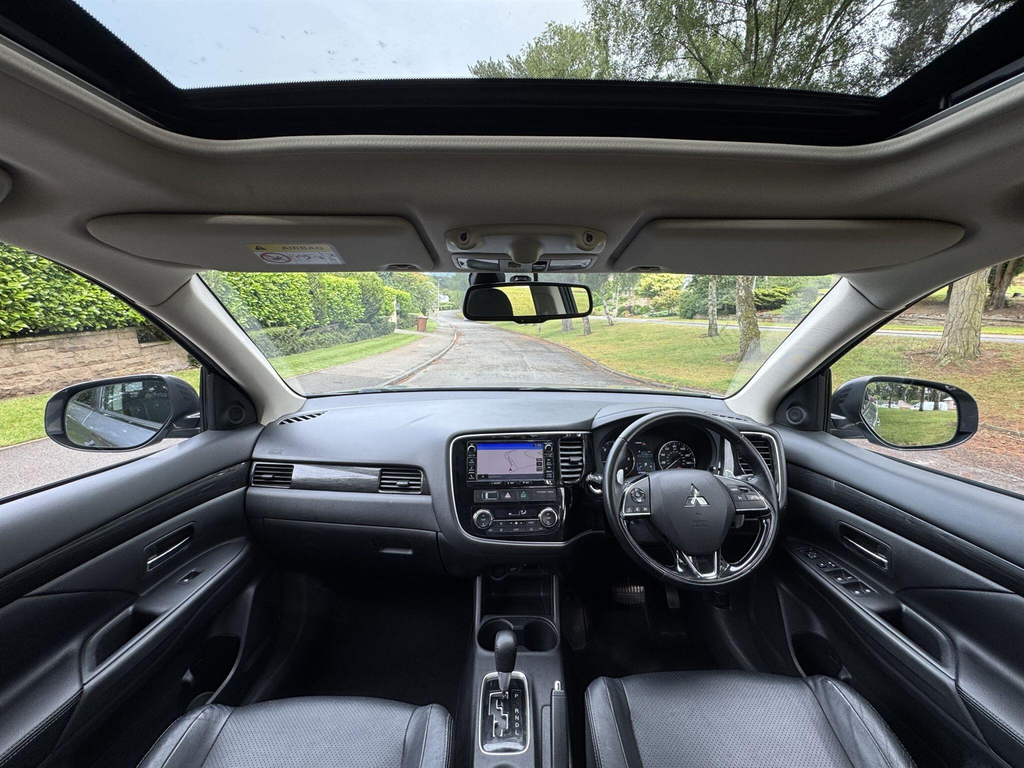Mitsubishi Outlander 2.2 Di-d Gx4 Suv 4Wd Euro 6 147 P #4