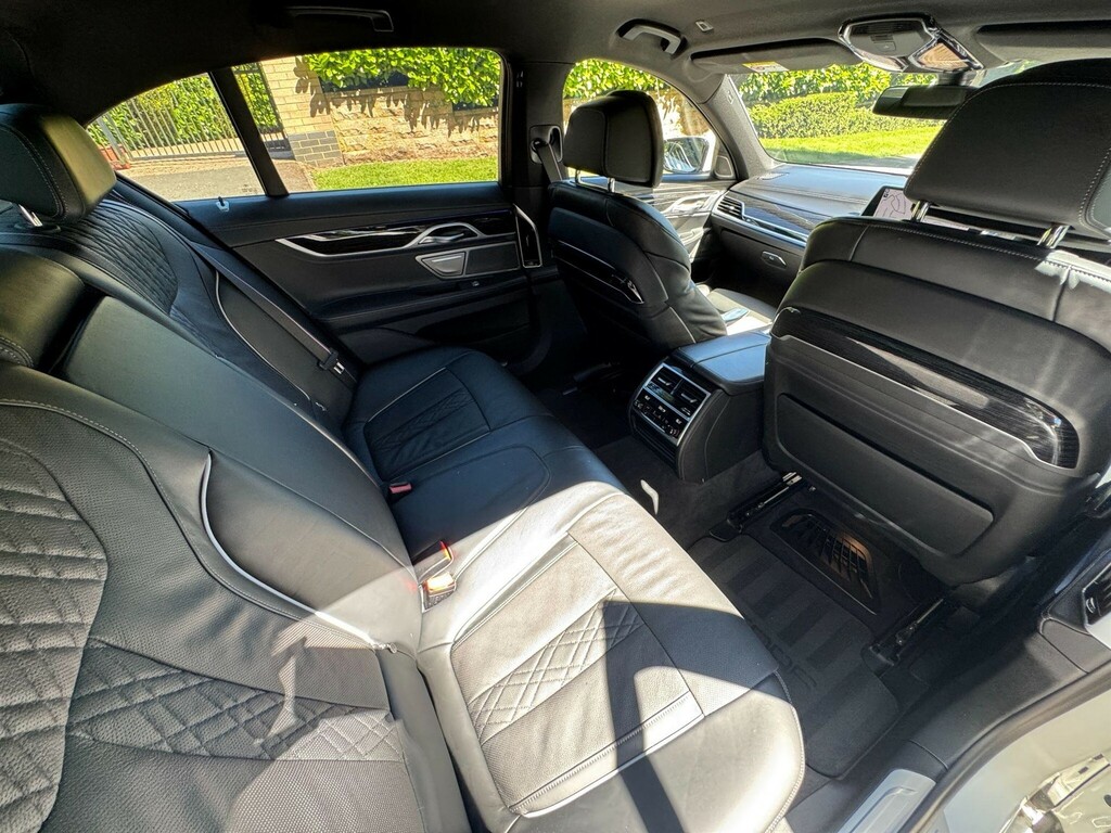 BMW 7 Series 730D Mht M Sport Grey #42
