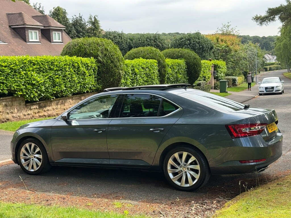 Skoda Superb Superb Se L Executive Tdi S-a Grey #79