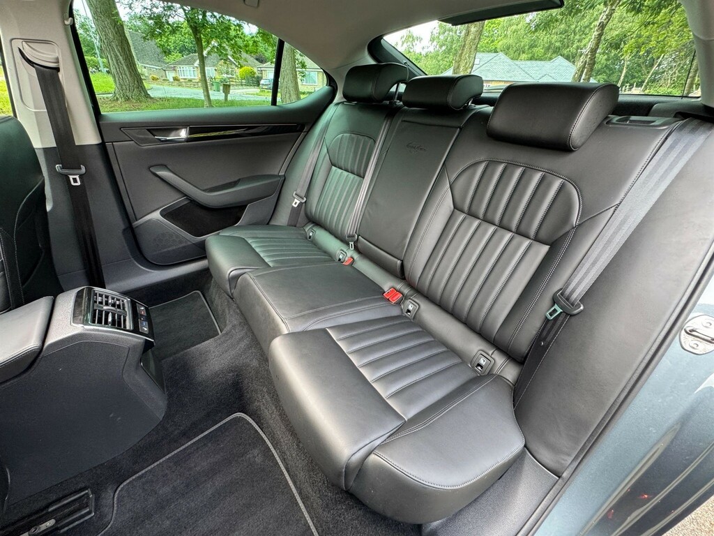 Skoda Superb Superb Se L Executive Tdi S-a Grey #32