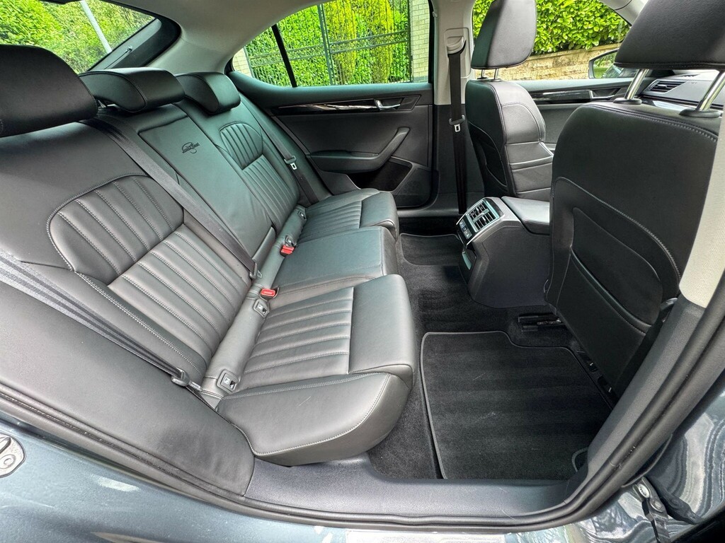 Skoda Superb Superb Se L Executive Tdi S-a Grey #61