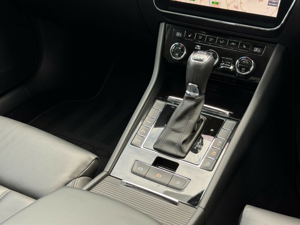 Skoda Superb Superb Se L Executive Tdi S-a Grey #45