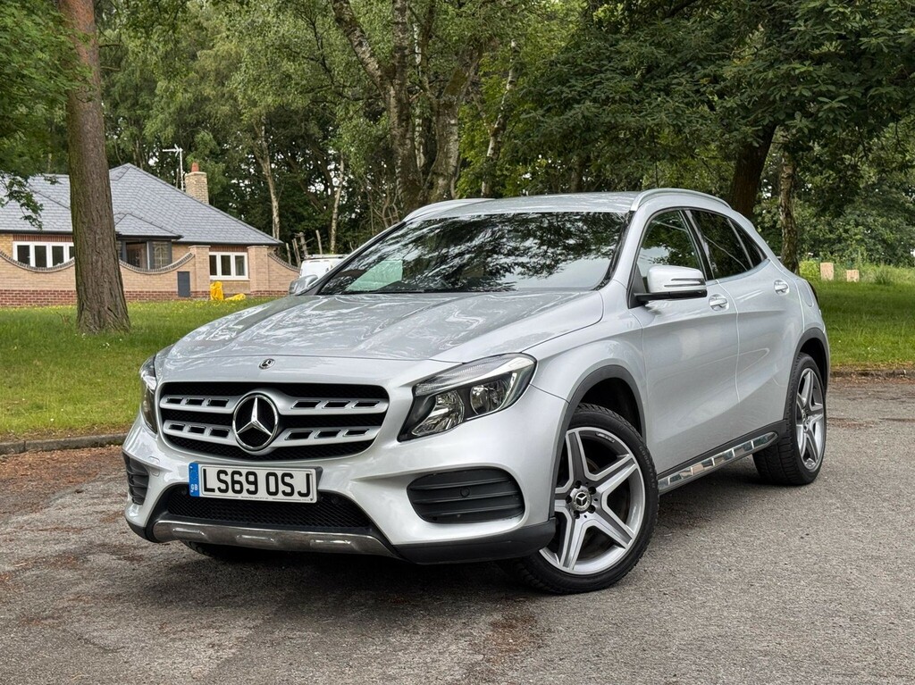 Mercedes-Benz GLA Class 2.1 Gla220d Amg Line Suv 7G-dct 4Matic