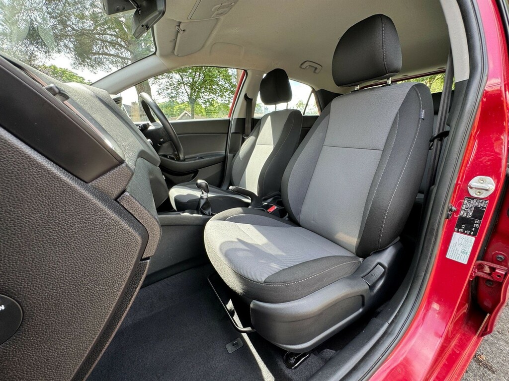 Hyundai I20 1.2 Se Launch Edition Hatchback Red #5