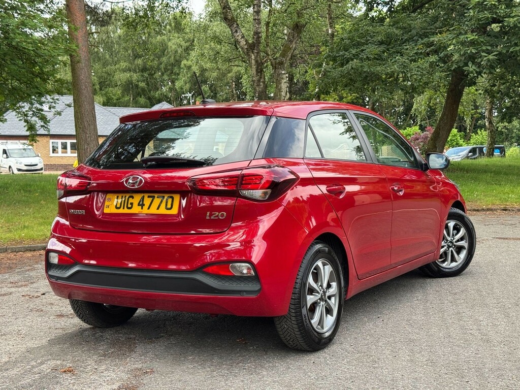 Hyundai I20 1.2 Se Launch Edition Hatchback Red #2