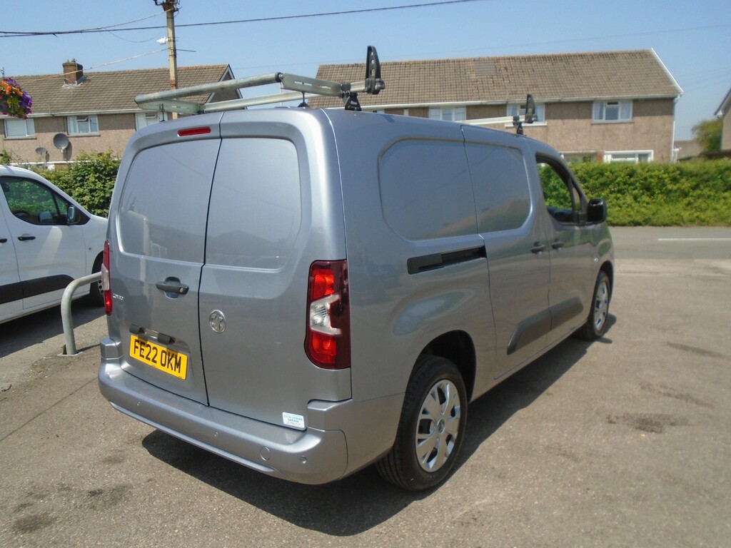 Vauxhall Combo L2h1 2300 Sportive  #3