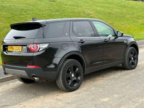 Land Rover Discovery Sport 2L Hse Luxury Black #8