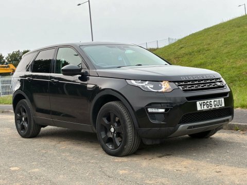 Land Rover Discovery Sport 2L Hse Luxury Black #1