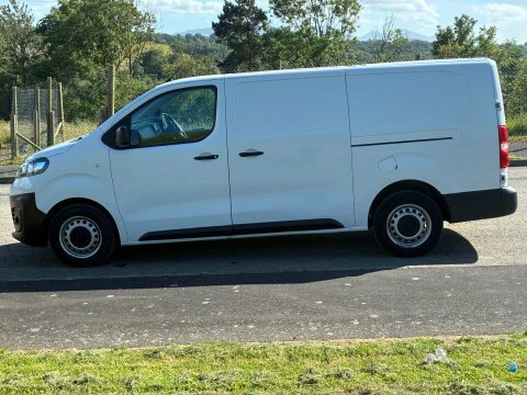 Vauxhall Vivaro 1.5 Vivaro F2900 White #4