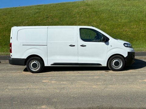 Vauxhall Vivaro 1.5 Vivaro F2900 White #6