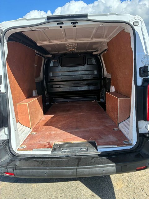 Vauxhall Vivaro 2900 1.5D 100Ps Dynamic H1 Van #9