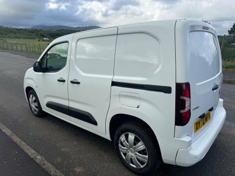 Vauxhall Combo 1.5 Combo 2300 White #6