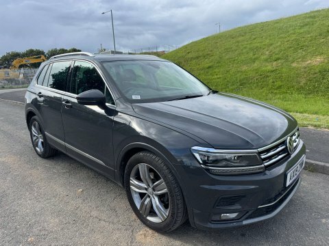 Volkswagen Tiguan 2.0 Tiguan Sel Grey