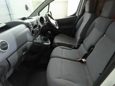 Peugeot Partner  Blue #7