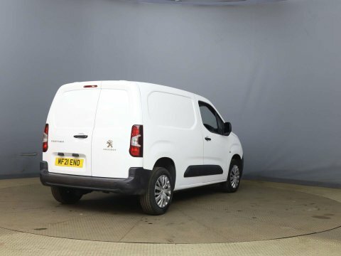 Peugeot Partner 1.5 Partner Professional MF21ENO White #4