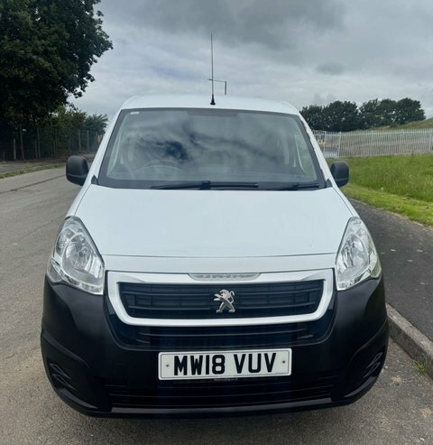 Peugeot Partner 1.6 Partner Se White #2