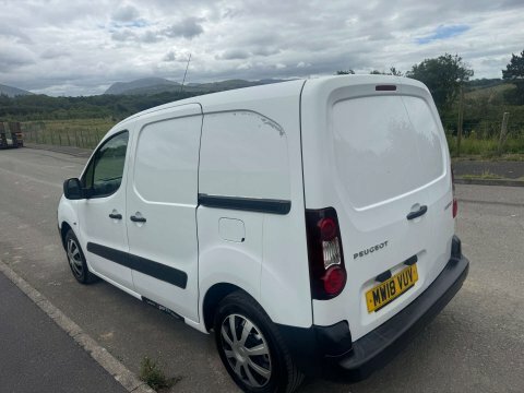 Peugeot Partner 1.6 Partner Se White #6