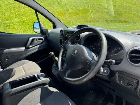 Peugeot Partner Se L1 48 Bhp Silver #8