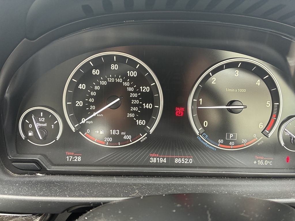 BMW 5 Series 520D Luxury Blue #11