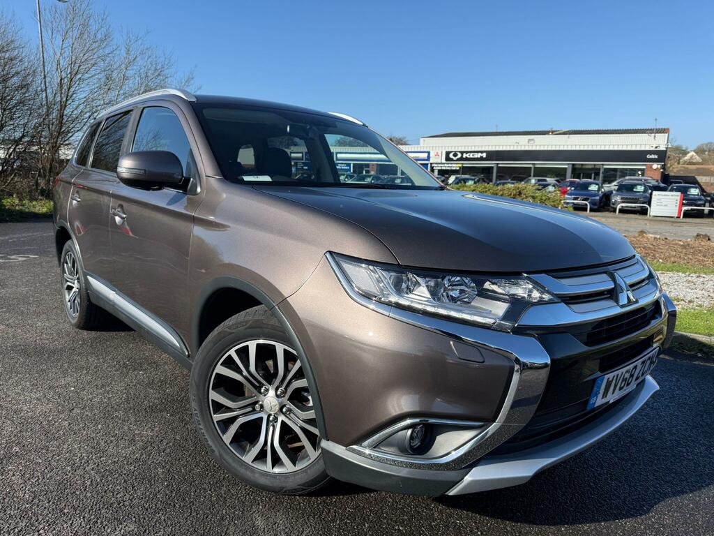 Mitsubishi Outlander 2.2 Di-d 4 4Wd Euro 6 Brown
