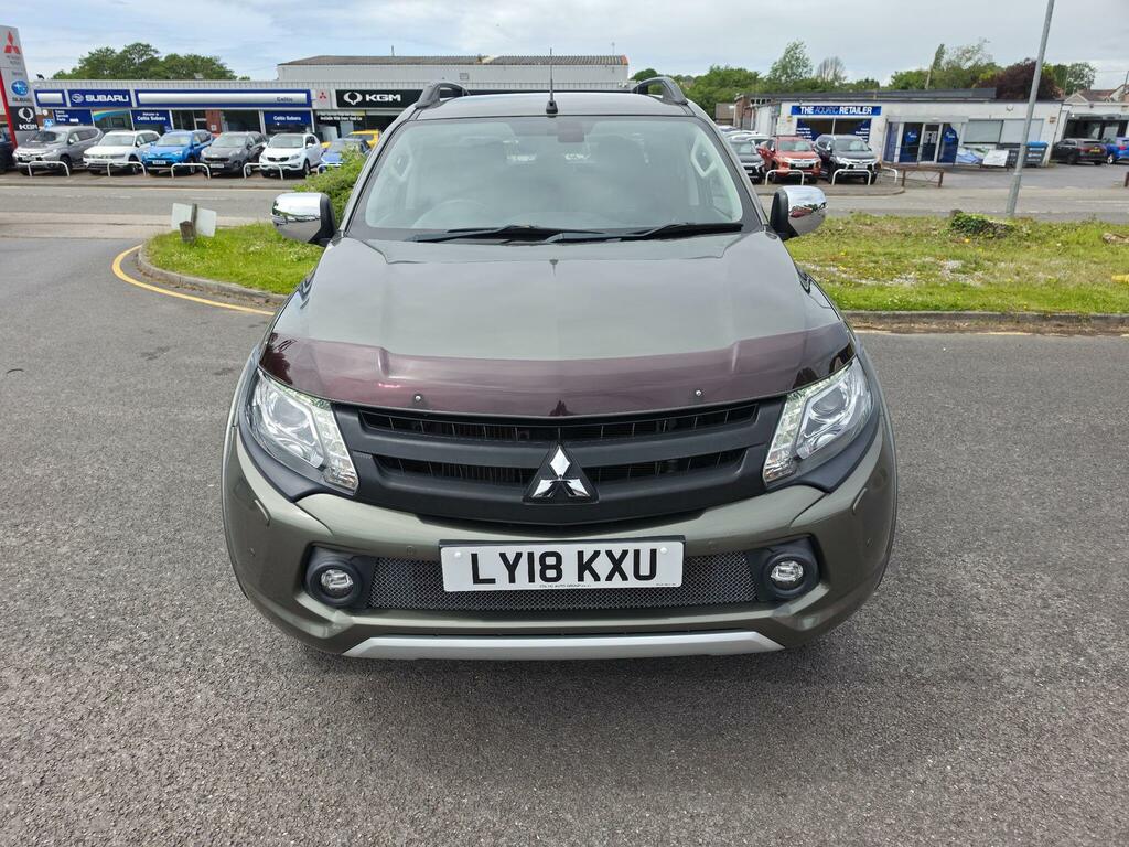 Mitsubishi L200 2.4 Di-d Dc Barbarian 4Wd Euro 6 LY18KXU Green #2