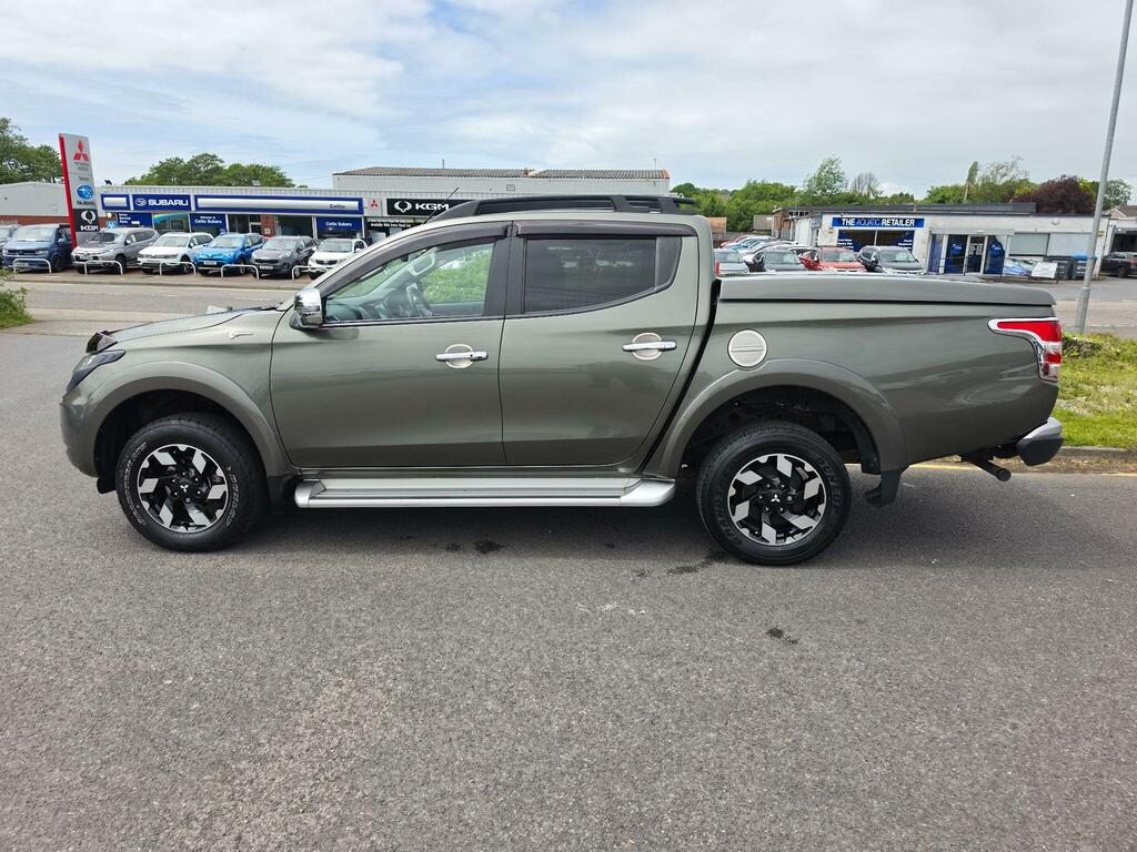 Mitsubishi L200 2.4 Di-d Dc Barbarian 4Wd Euro 6 LY18KXU Green #4