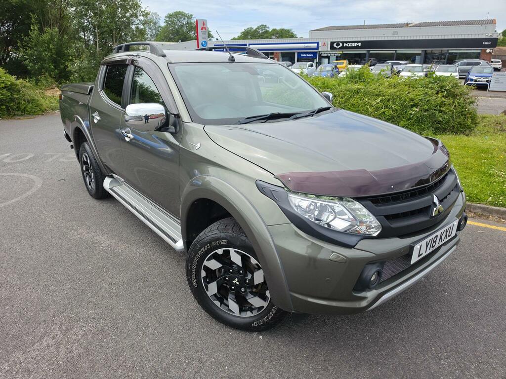 Mitsubishi L200 2.4 Di-d Dc Barbarian 4Wd Euro 6 Green