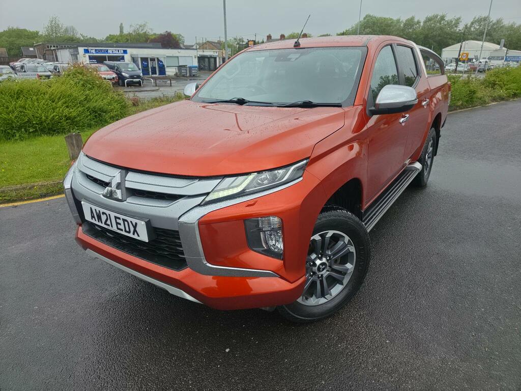 Mitsubishi L200 2.2 Di-d Dc Barbarian 4Wd Euro 6 Ss AW21EDX Orange #3