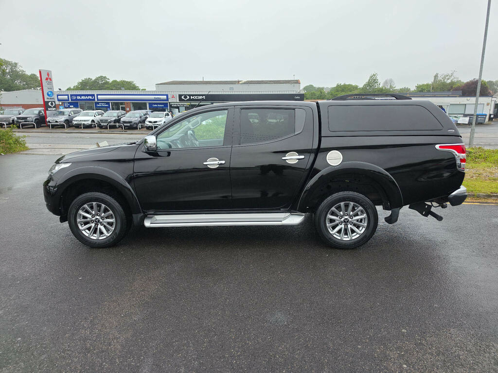 Mitsubishi L200 2.4 Di-d Dc Barbarian 4Wd Euro 6 Black #4