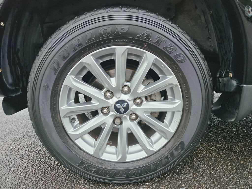 Mitsubishi L200 2.4 Di-d Dc Barbarian 4Wd Euro 6 Black #5