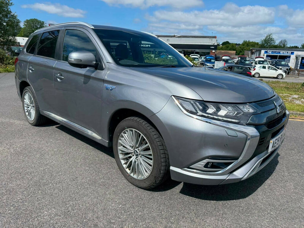Mitsubishi Outlander 2.4H Twinmotor 13.8Kwh 4H Cvt 4Wd Euro 6 Ss Grey