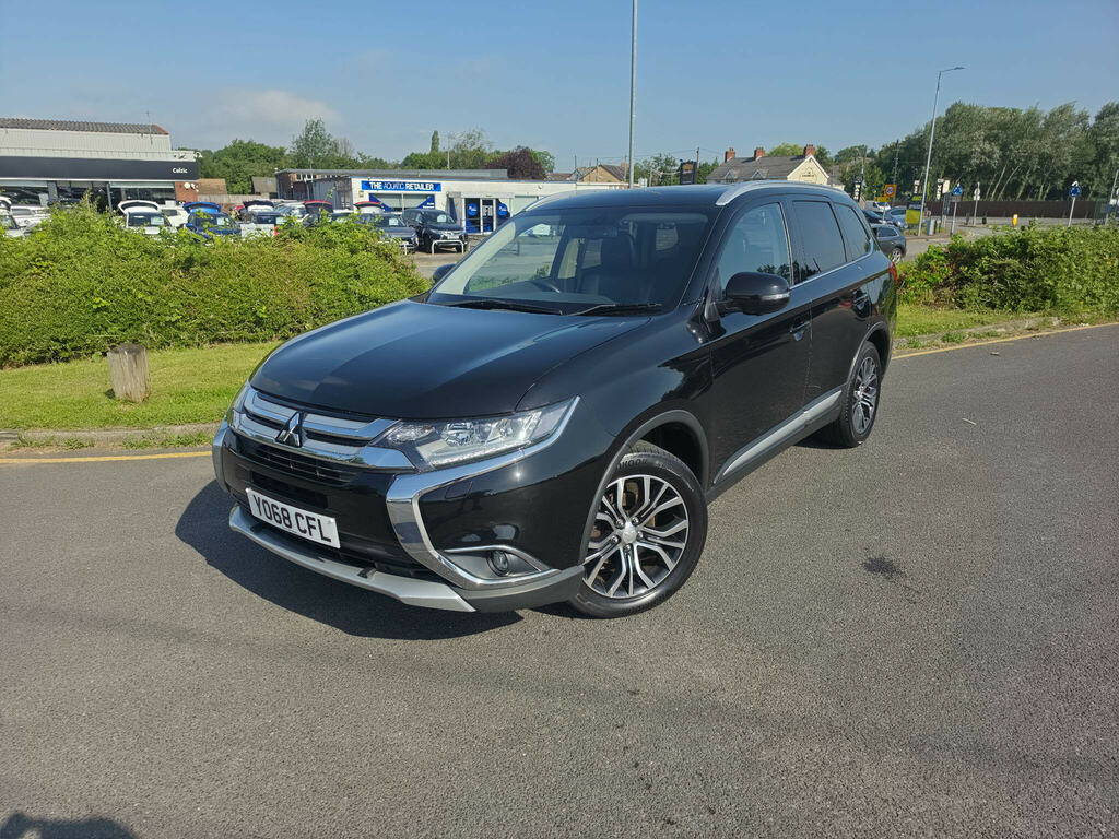 Mitsubishi Outlander 2.2 Di-d 4 4Wd Euro 6 YO68CFL Black #3