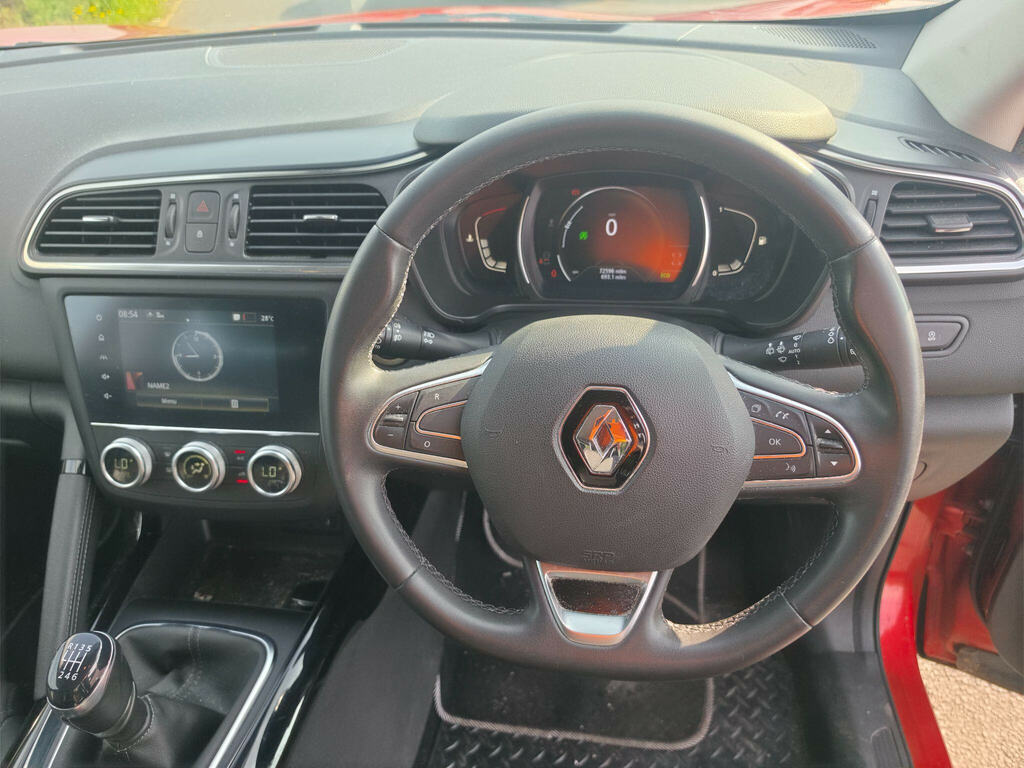 Renault Kadjar 1.3 Tce Iconic Euro 6 Ss Red #3