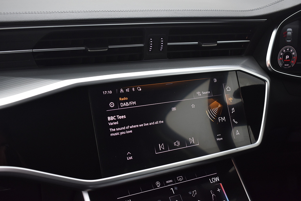 Audi A6 Saloon Saloon White #21