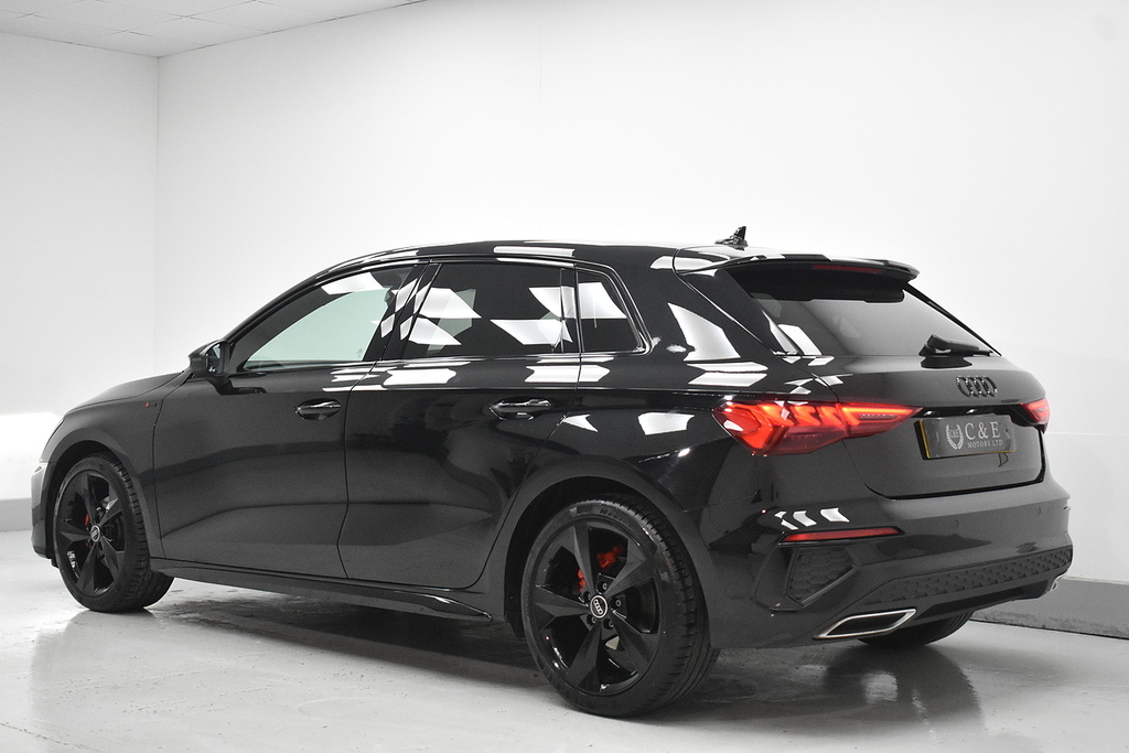 Audi A3 Hatchback SD23WZN Black #4