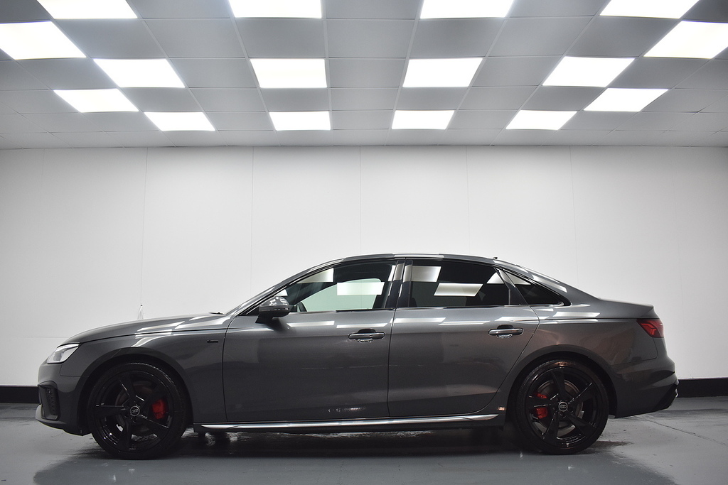 Audi A4 Saloon LP73TYH Grey #2