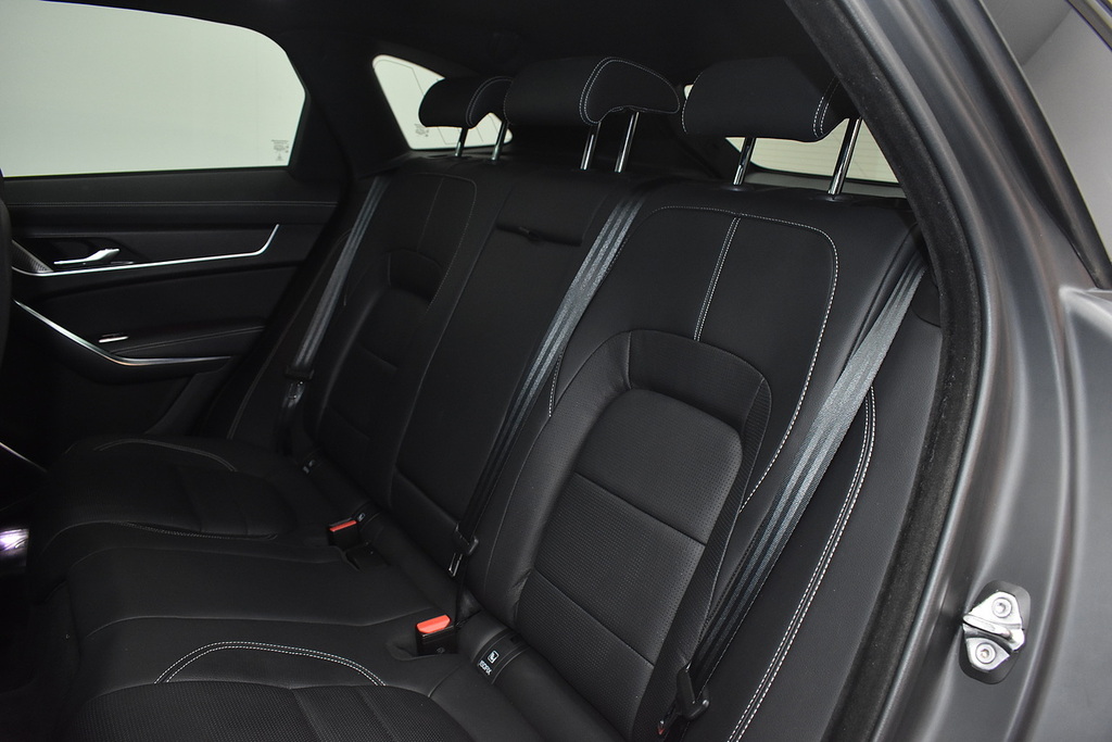 Jaguar F-Pace Suv Black #5