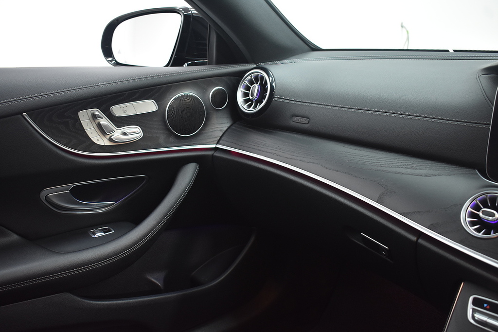 Mercedes-Benz E Class 2019 2.0 E200 Amg Line Saloon G-tronic Black #50