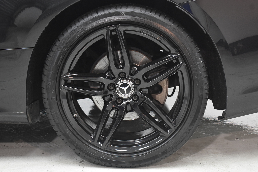 Mercedes-Benz E Class 2019 2.0 E200 Amg Line Saloon G-tronic Black #11